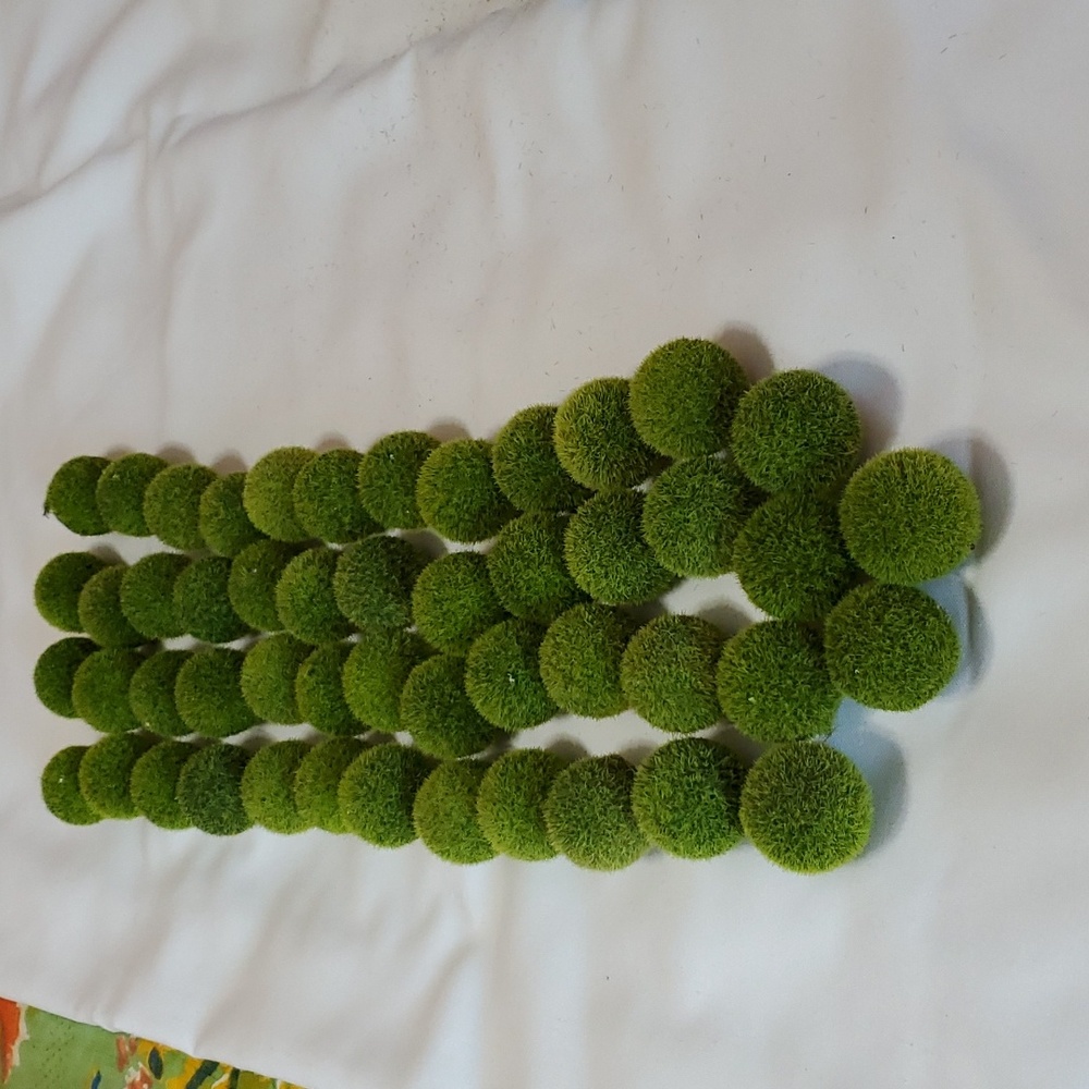 Decorative ball's.      SOLD